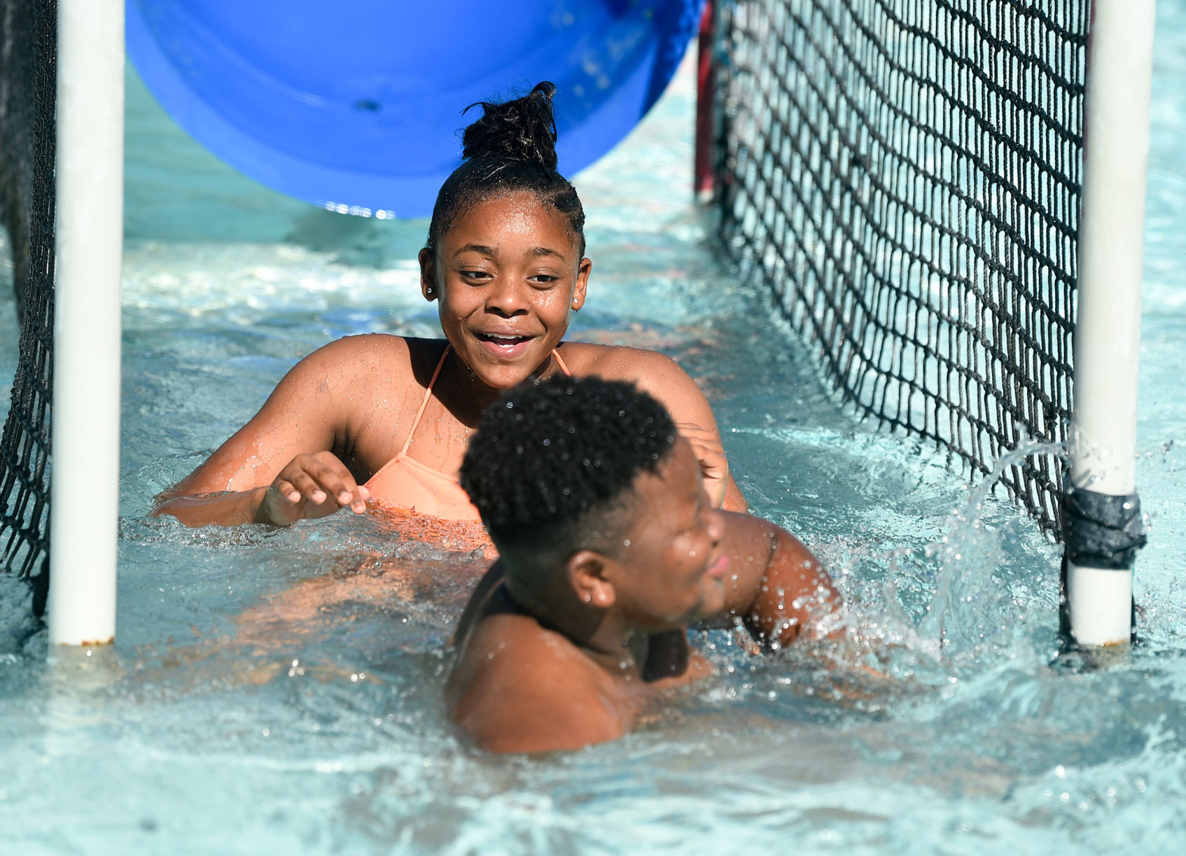 060619-mda-nws-poolopen-059a.jpg